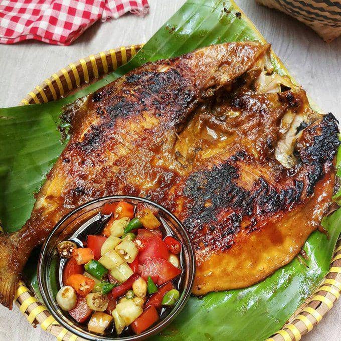 Seblak Pelangi: A Flavorful Bite on Jeruklegi's Riverside